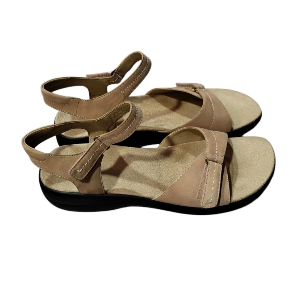 Easy Spirit Tan Women's Sandals Sz. 9.5